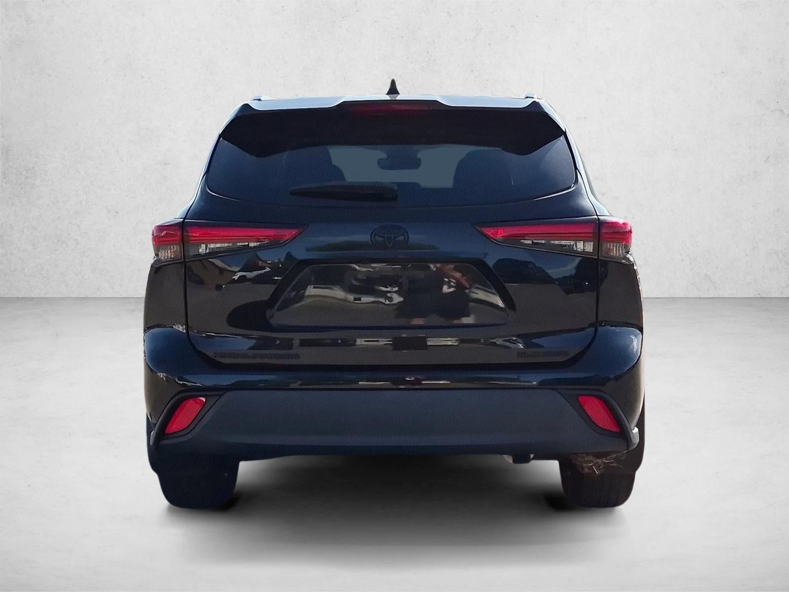 2021 Toyota Highlander XLE AWD (Natl)