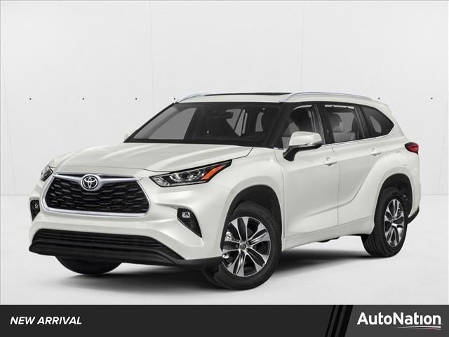 2022 Toyota Highlander XLE AWD (Natl)
