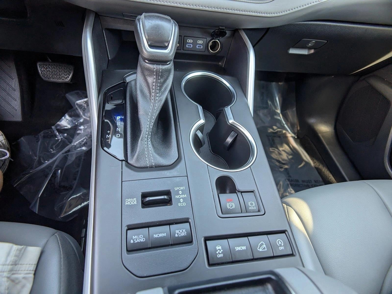 2022 Toyota Highlander XLE AWD (Natl)