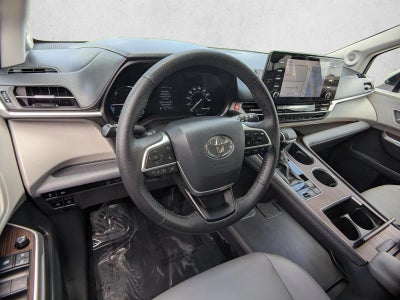2021 Toyota Sienna XLE FWD 7-Passenger (Natl)