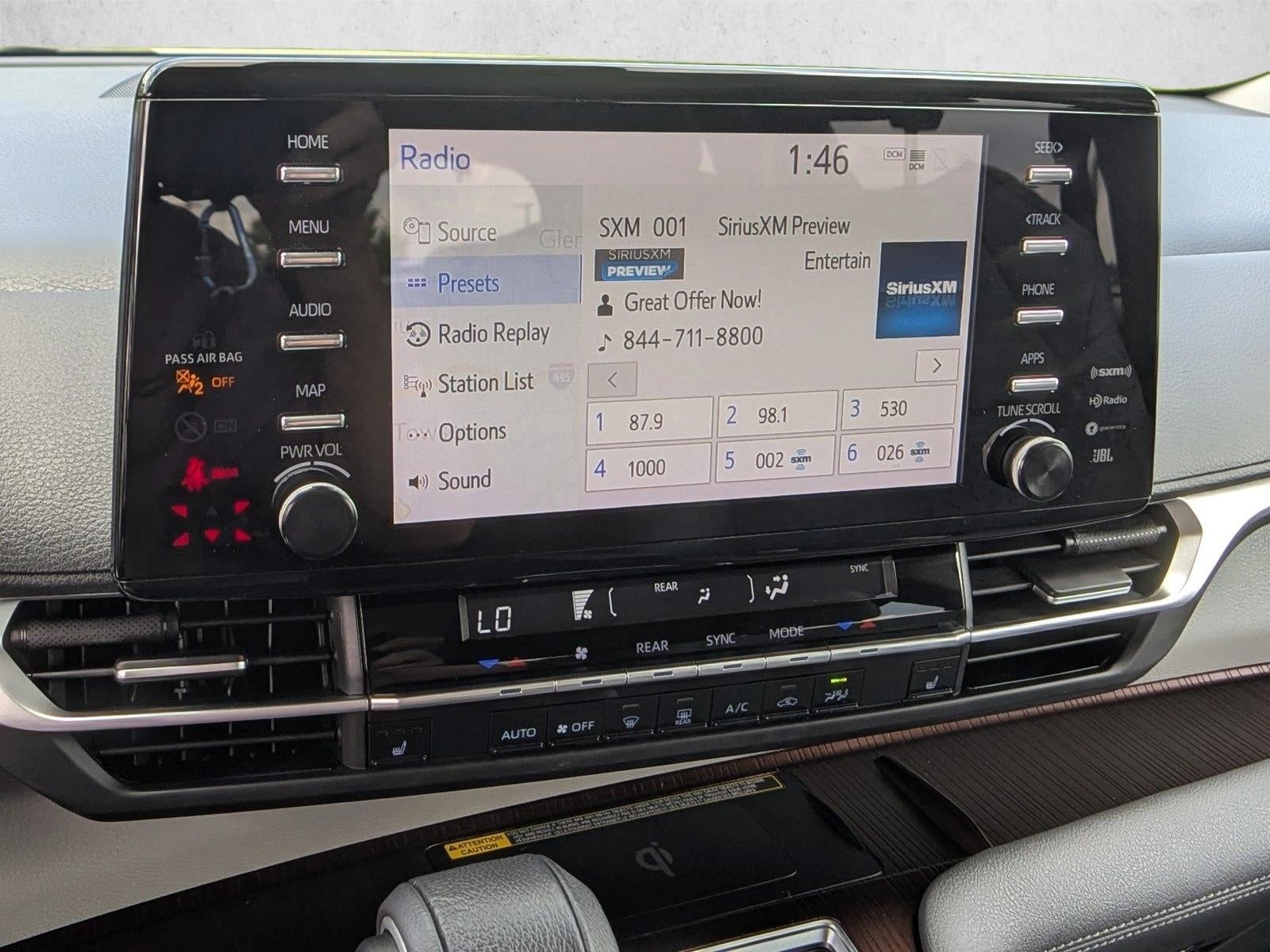 2021 Toyota Sienna XLE FWD 7-Passenger (Natl)
