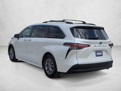 2021 Toyota Sienna XLE FWD 7-Passenger (Natl)
