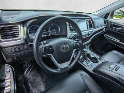 2019 Toyota Highlander XLE V6 AWD (Natl)