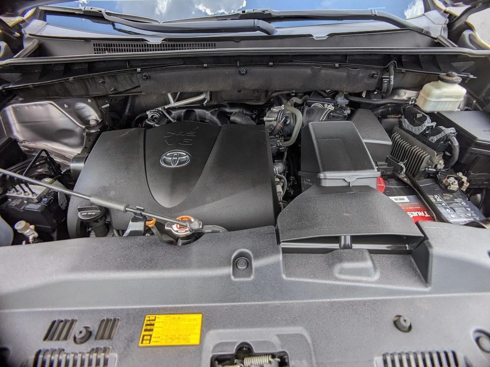 2019 Toyota Highlander XLE V6 AWD (Natl)
