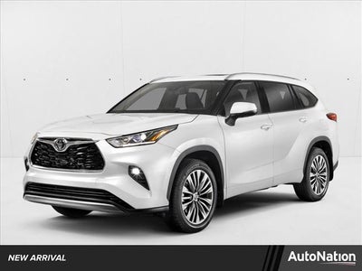 2023 Toyota Highlander LE FWD (Natl)