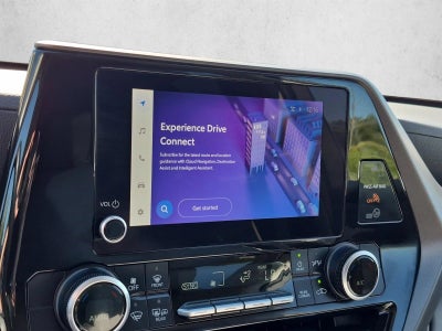 2023 Toyota Highlander LE FWD (Natl)