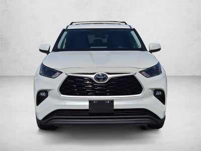 2023 Toyota Highlander LE FWD (Natl)