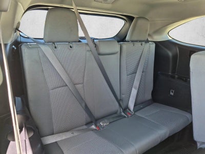 2023 Toyota Highlander LE FWD (Natl)