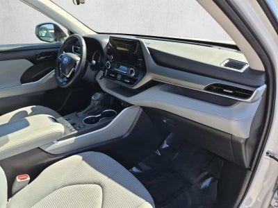 2023 Toyota Highlander LE FWD (Natl)