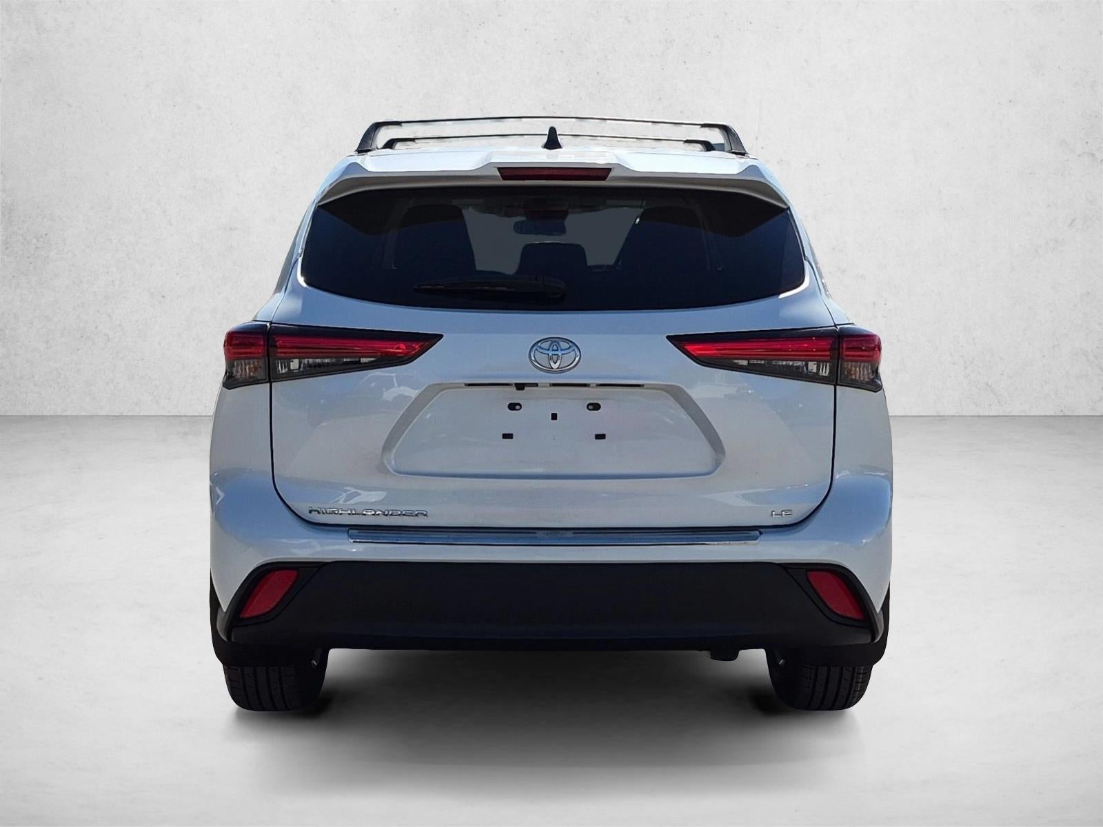 2023 Toyota Highlander LE FWD (Natl)
