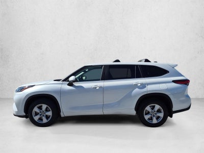 2023 Toyota Highlander LE FWD (Natl)
