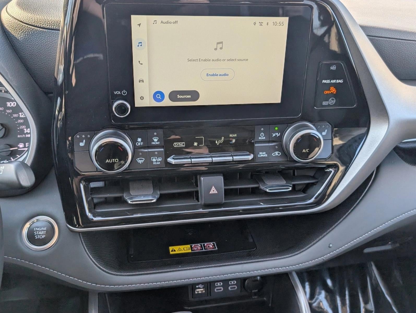 2025 Toyota Highlander XLE AWD (Natl)