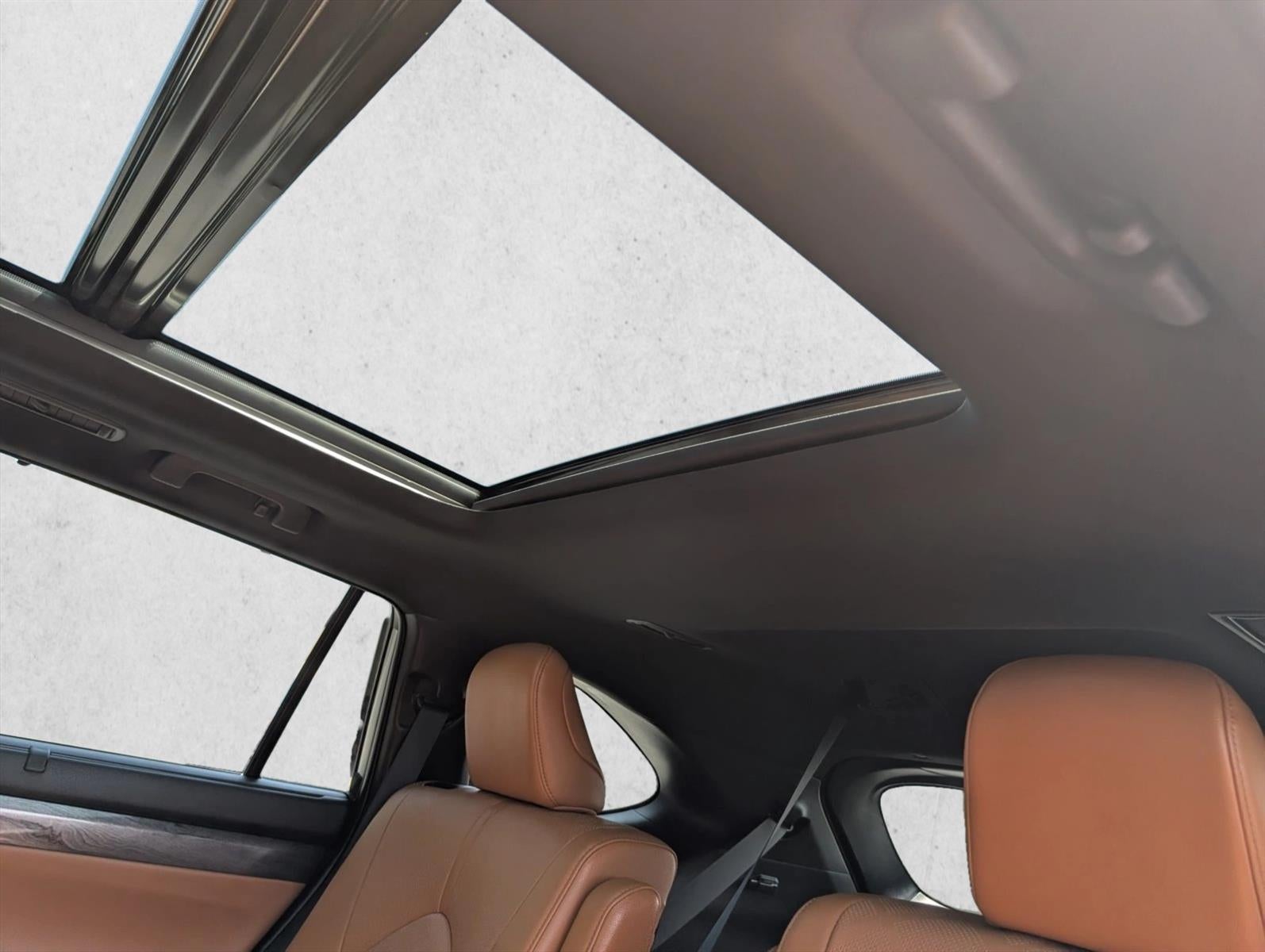 2025 Toyota Highlander Platinum AWD (Natl)