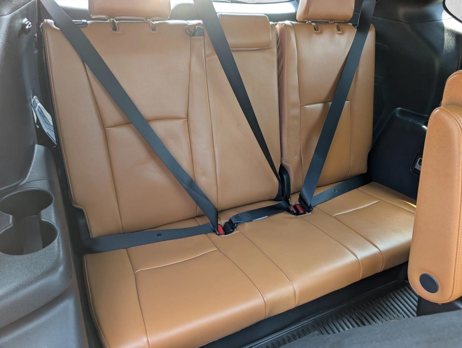 2025 Toyota Highlander Platinum AWD (Natl)
