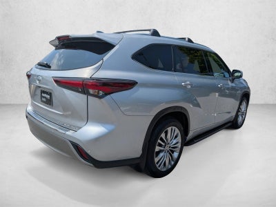 2025 Toyota Highlander Platinum AWD (Natl)