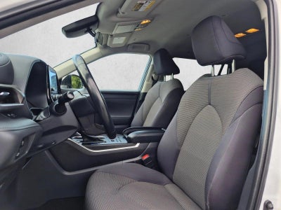 2023 Toyota Highlander LE AWD (SE)