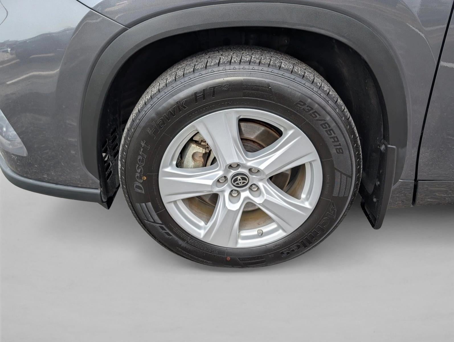 2023 Toyota Highlander LE AWD (Natl)