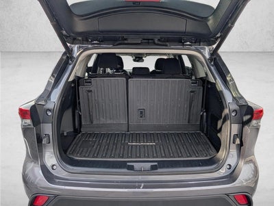 2023 Toyota Highlander LE AWD (Natl)