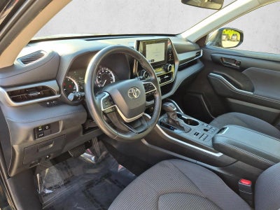 2024 Toyota Highlander LE AWD (Natl)