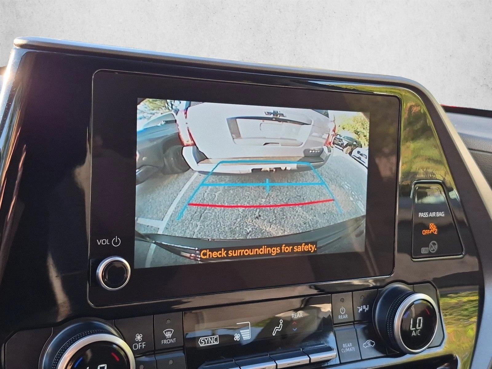 2024 Toyota Highlander LE AWD (Natl)