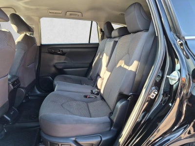 2024 Toyota Highlander LE AWD (Natl)