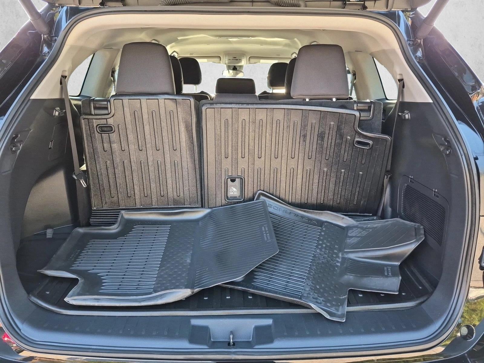 2024 Toyota Highlander LE AWD (Natl)