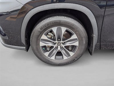 2023 Toyota Highlander XLE AWD (Natl)