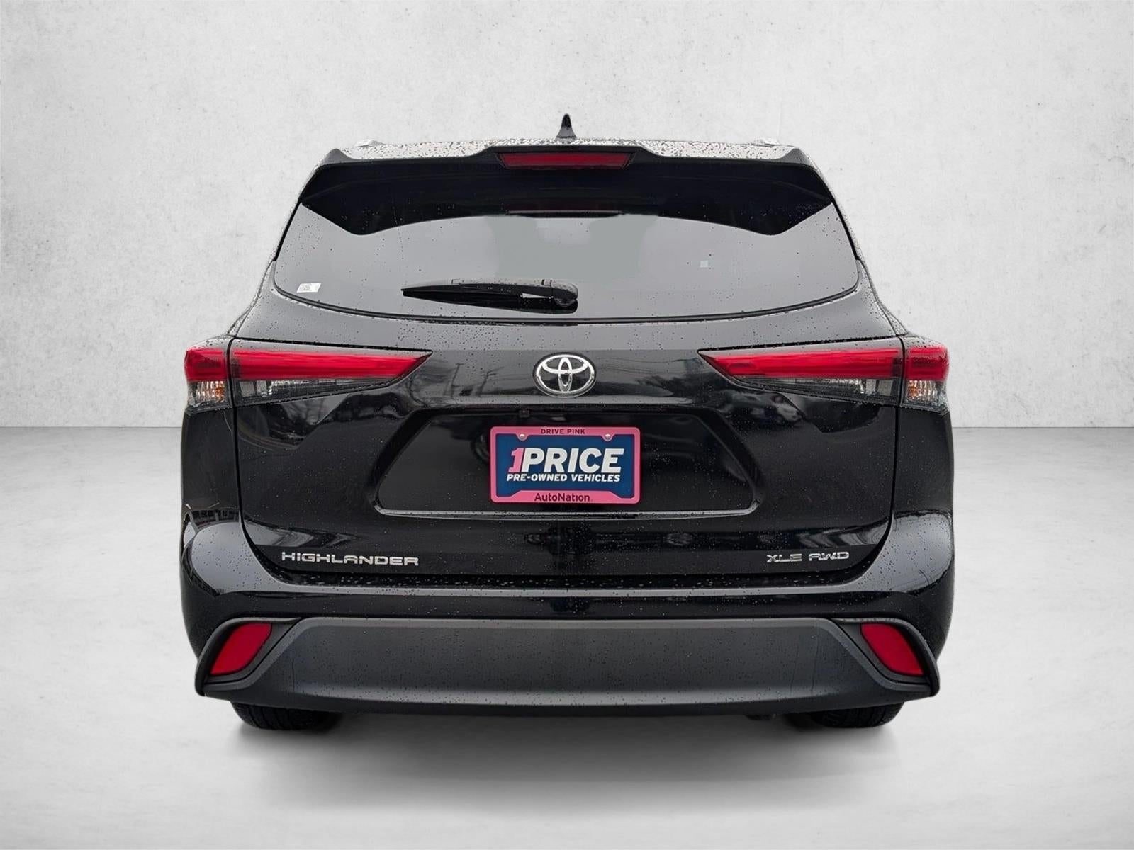 2023 Toyota Highlander XLE AWD (Natl)