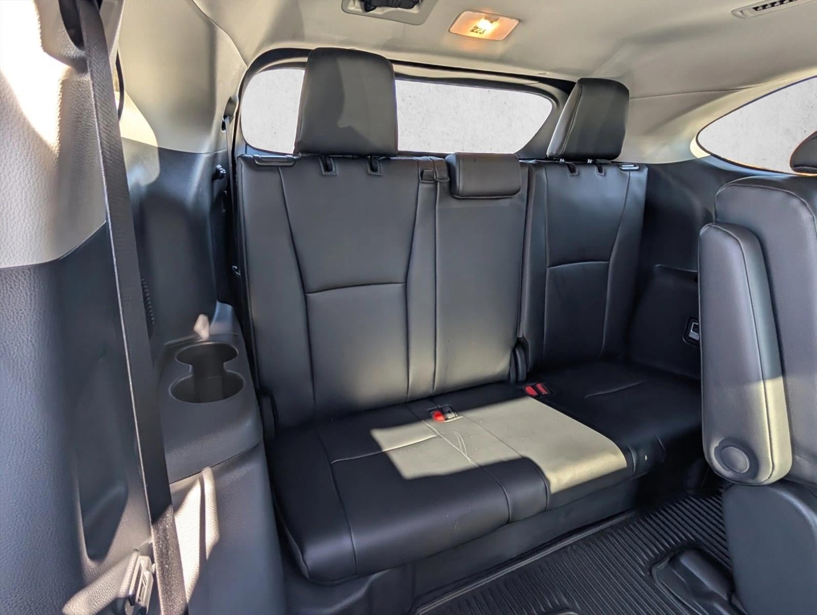 2025 Toyota Highlander XLE AWD (Natl)