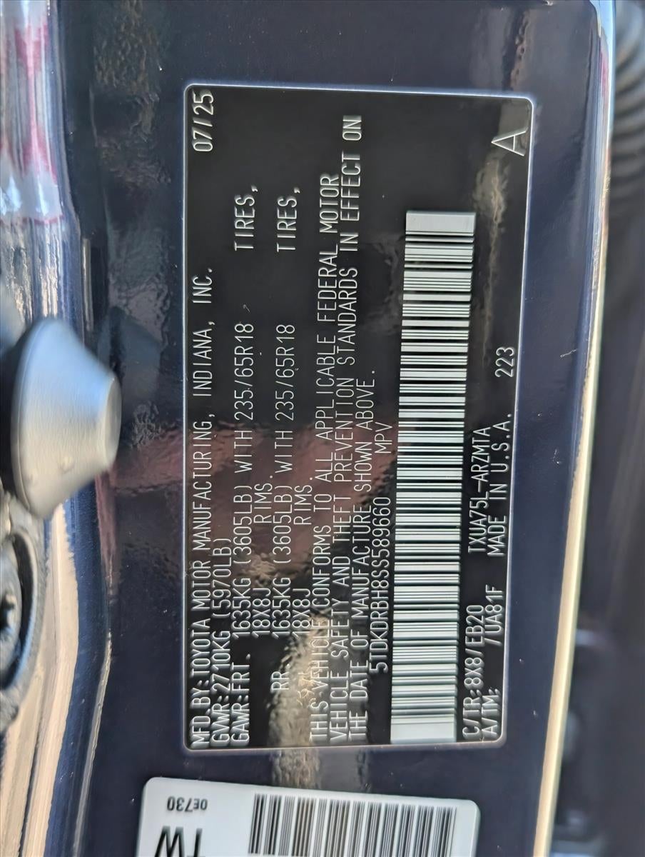 2025 Toyota Highlander XLE AWD (Natl)