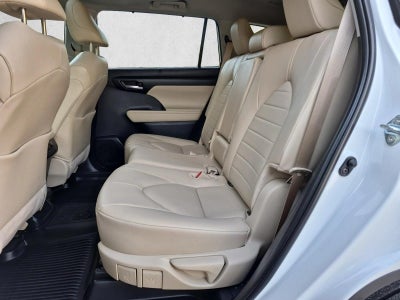 2025 Toyota Highlander XLE AWD (Natl)