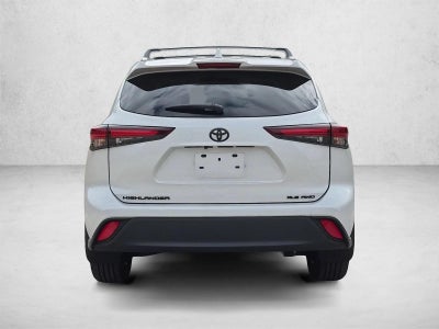 2025 Toyota Highlander XLE AWD (Natl)