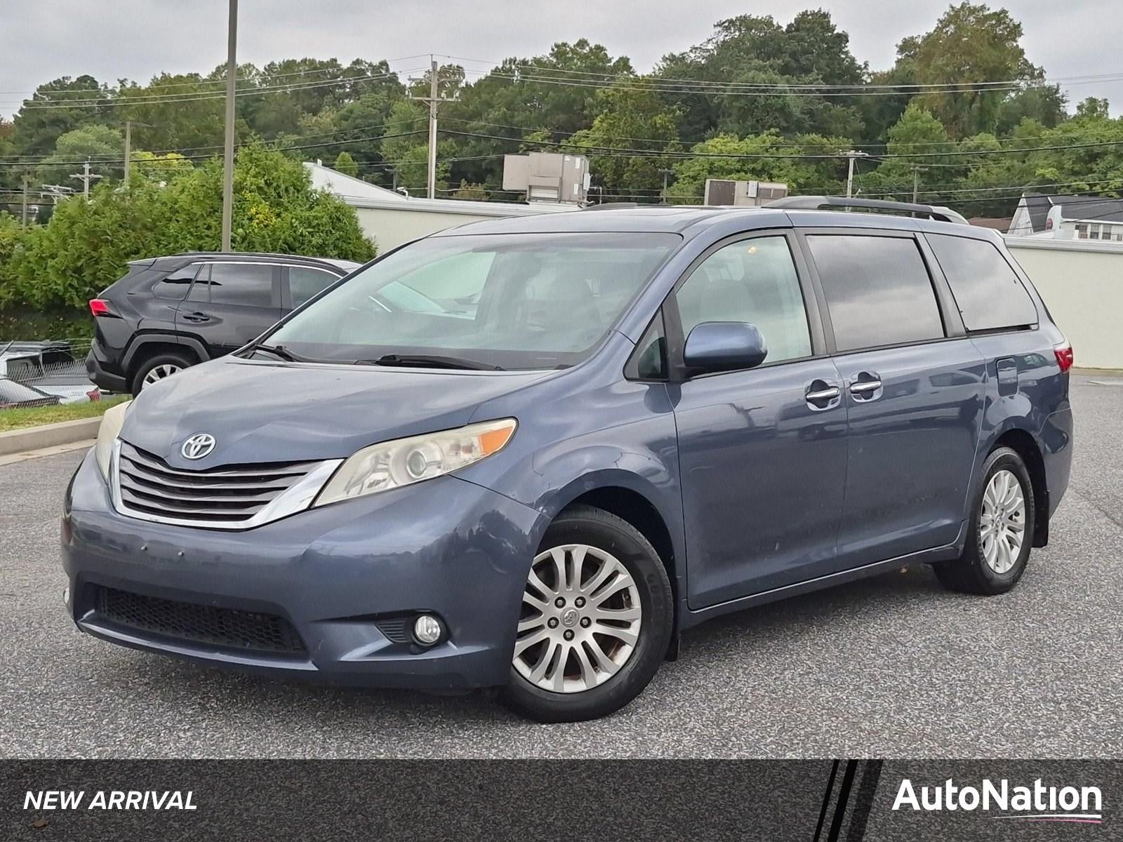 2015 Toyota Sienna 5dr 8-Pass Van XLE FWD (Natl)