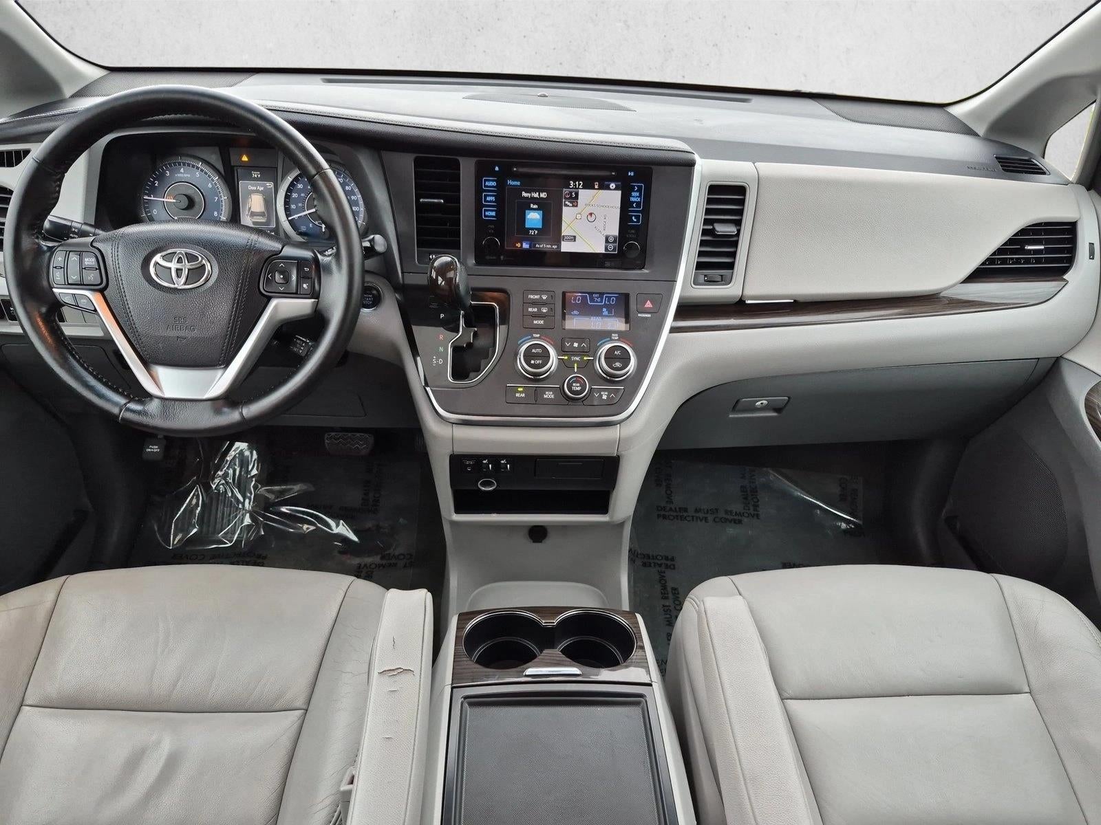 2015 Toyota Sienna 5dr 8-Pass Van XLE FWD (Natl)