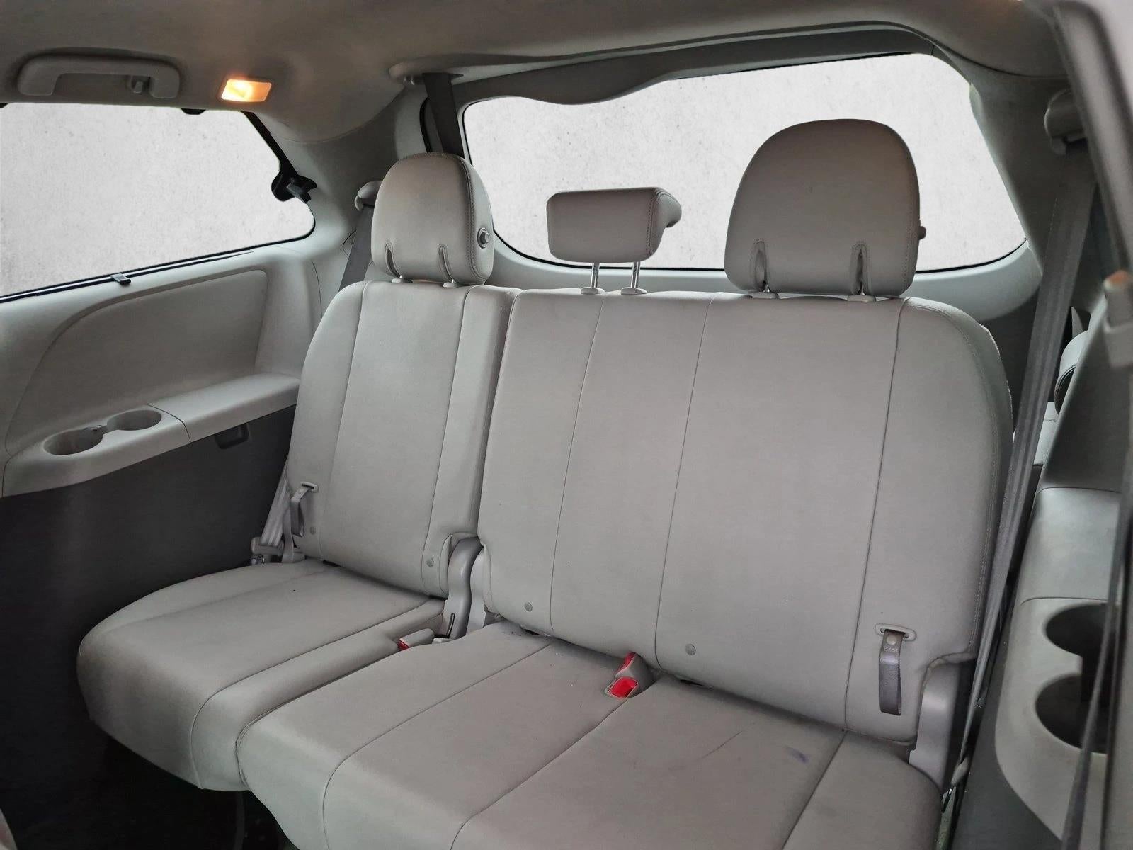 2015 Toyota Sienna 5dr 8-Pass Van XLE FWD (Natl)