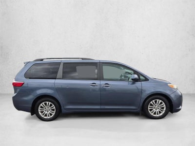 2015 Toyota Sienna 5dr 8-Pass Van XLE FWD (Natl)