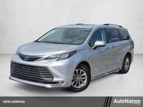 2024 Toyota Sienna XLE FWD 8-Passenger (Natl)