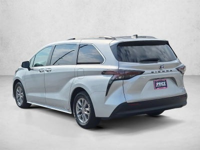 2024 Toyota Sienna XLE FWD 8-Passenger (Natl)