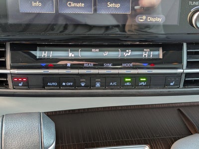 2024 Toyota Sienna XLE FWD 8-Passenger (Natl)