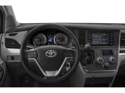 2018 Toyota Sienna XLE FWD 8-Passenger (Natl)