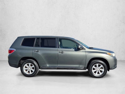 2011 Toyota Highlander FWD 4dr L4 Base (Natl)