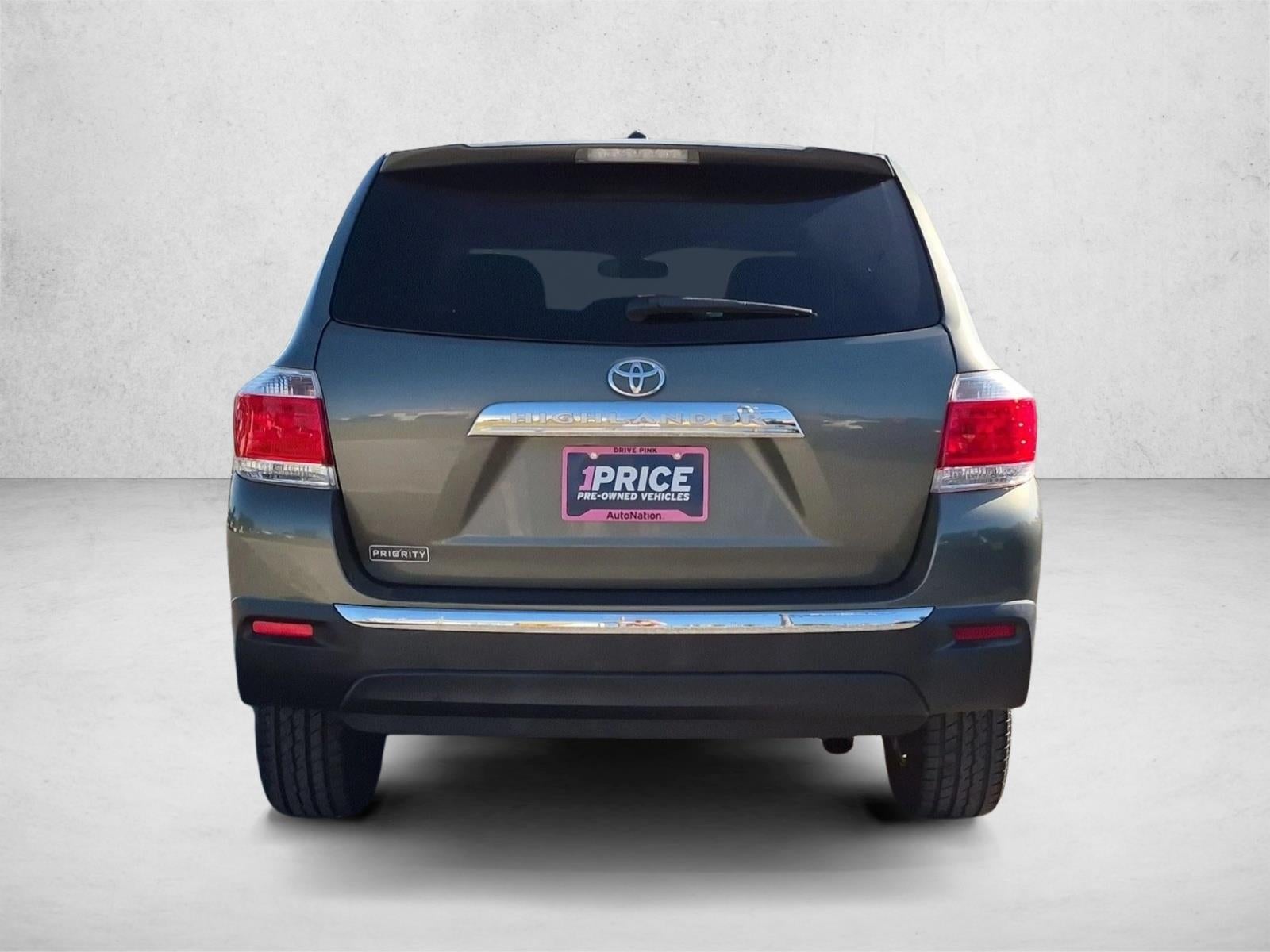 2011 Toyota Highlander FWD 4dr L4 Base (Natl)