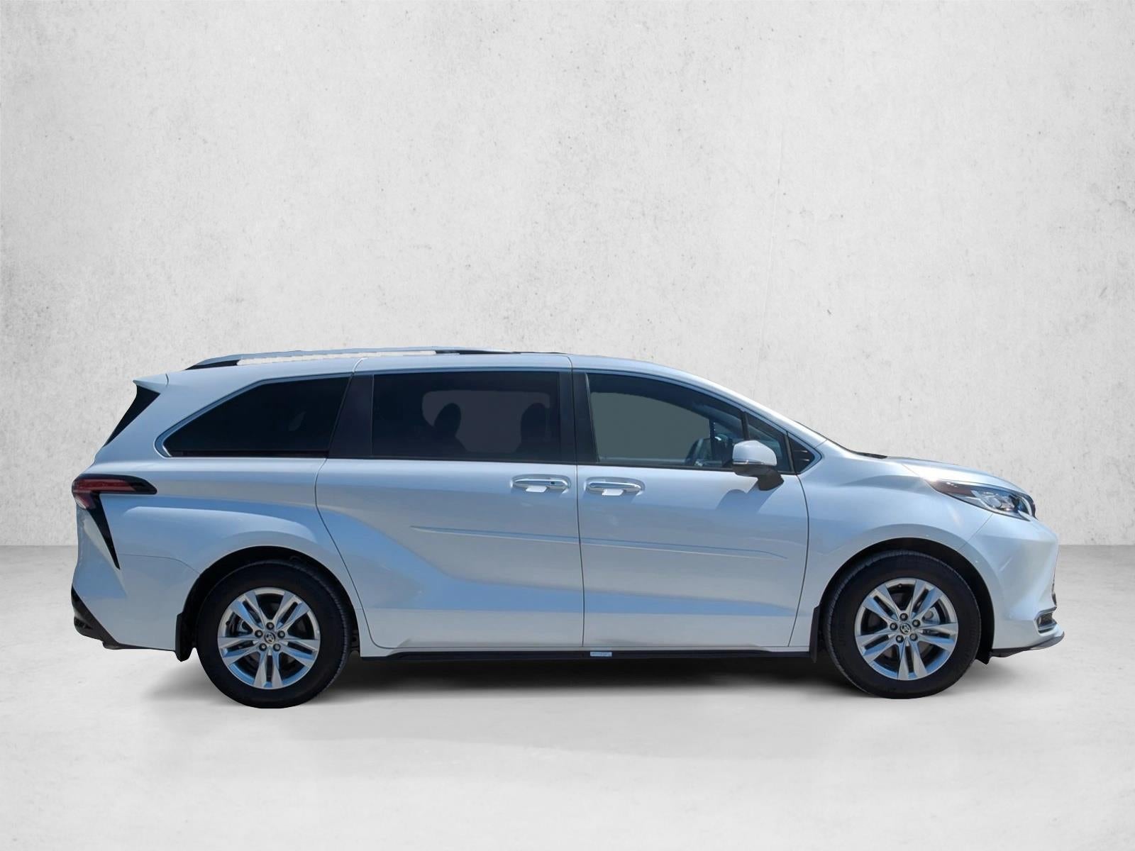 2026 Toyota Sienna Limited AWD 7-Passenger (Natl)