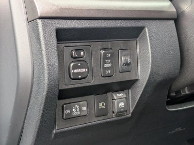 2019 Toyota Tundra 4WD 4WD SR5 CrewMax 5.5' Bed 5.7L (Natl)