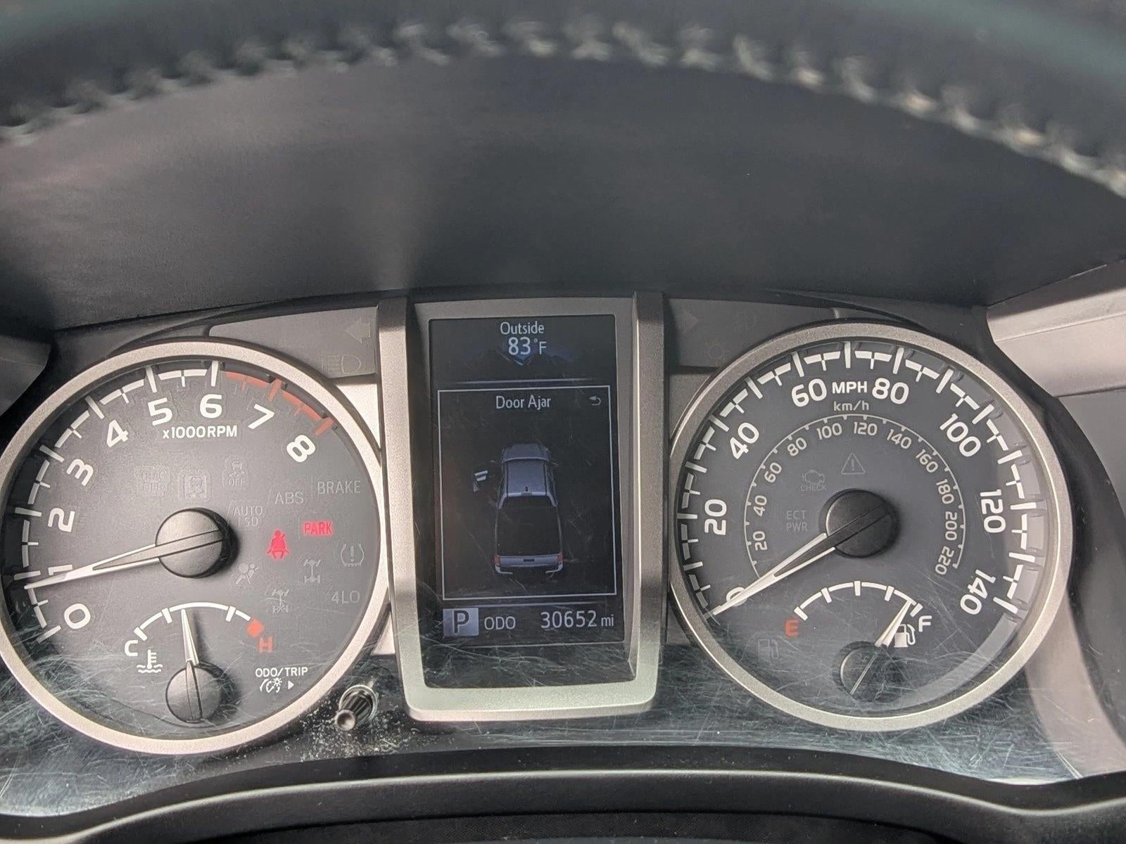 2017 Toyota Tacoma SR5 Double Cab 6' Bed V6 4x4 AT (Natl)