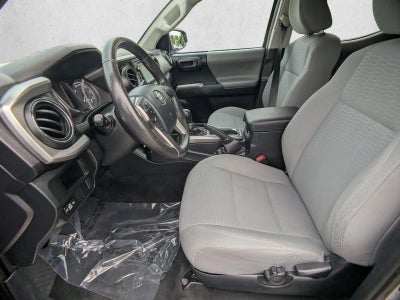 2017 Toyota Tacoma SR5 Double Cab 6' Bed V6 4x4 AT (Natl)