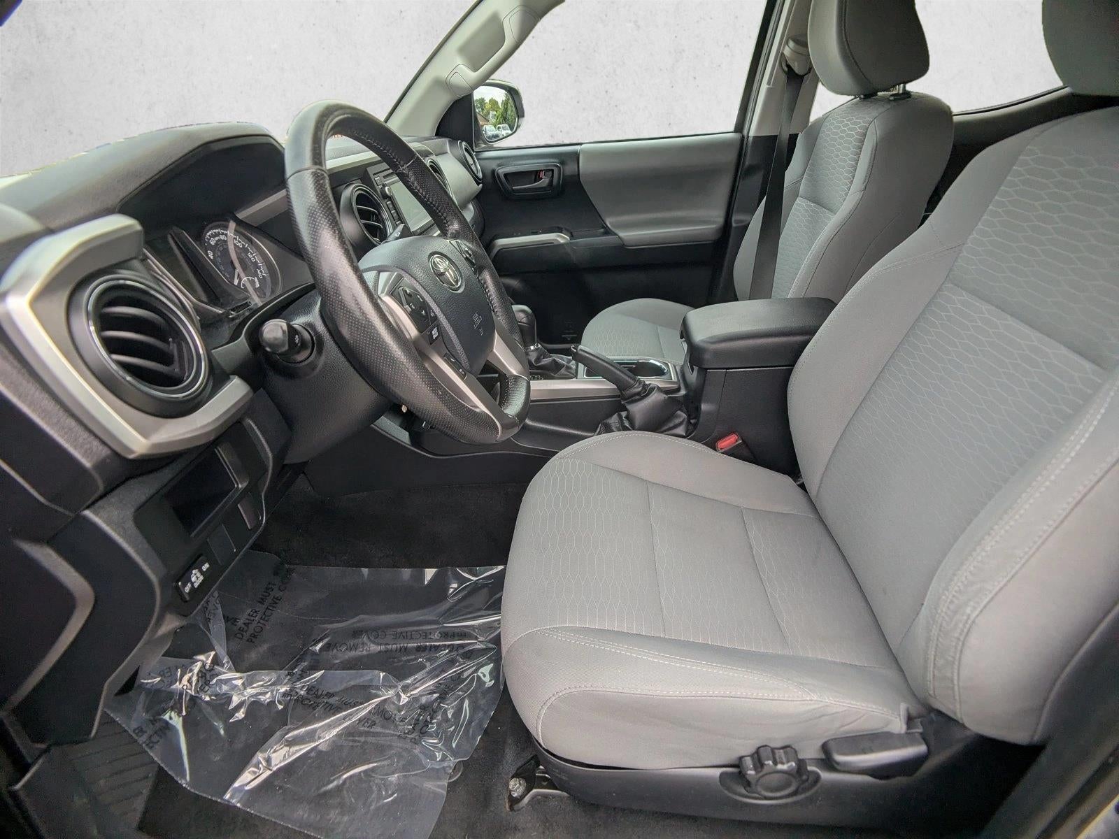 2017 Toyota Tacoma SR5 Double Cab 6' Bed V6 4x4 AT (Natl)