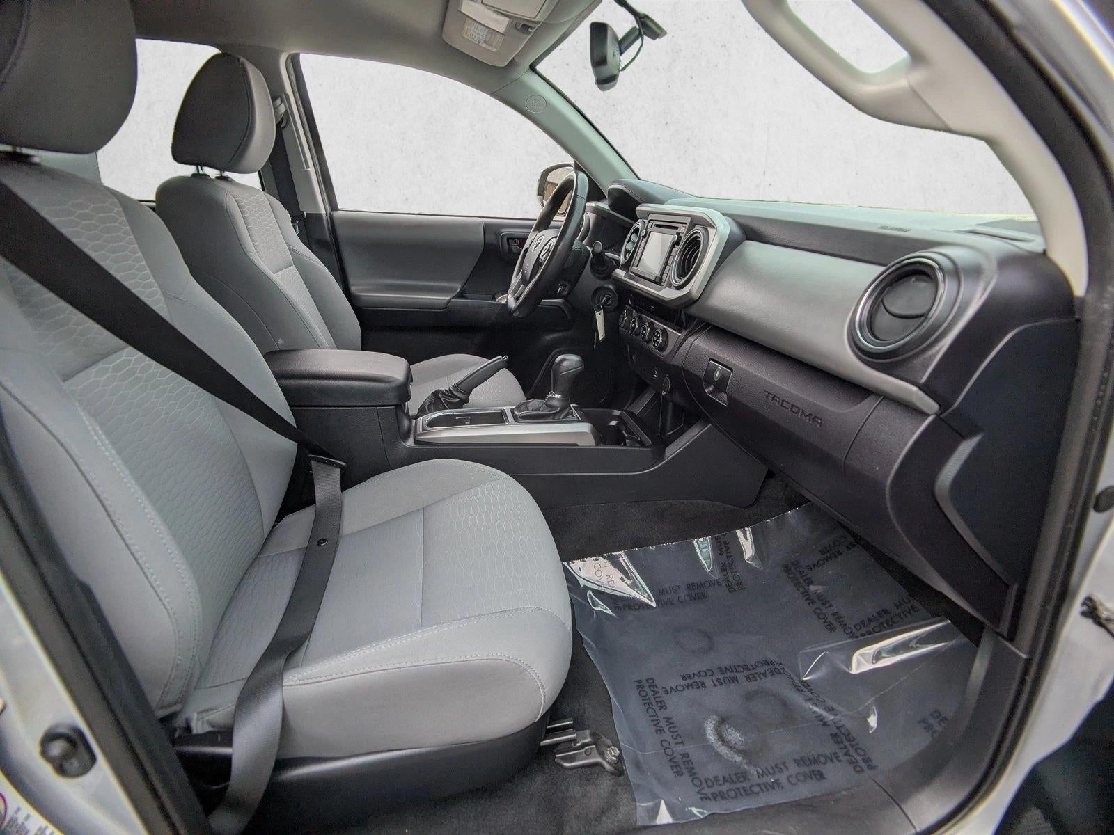 2017 Toyota Tacoma SR5 Double Cab 6' Bed V6 4x4 AT (Natl)