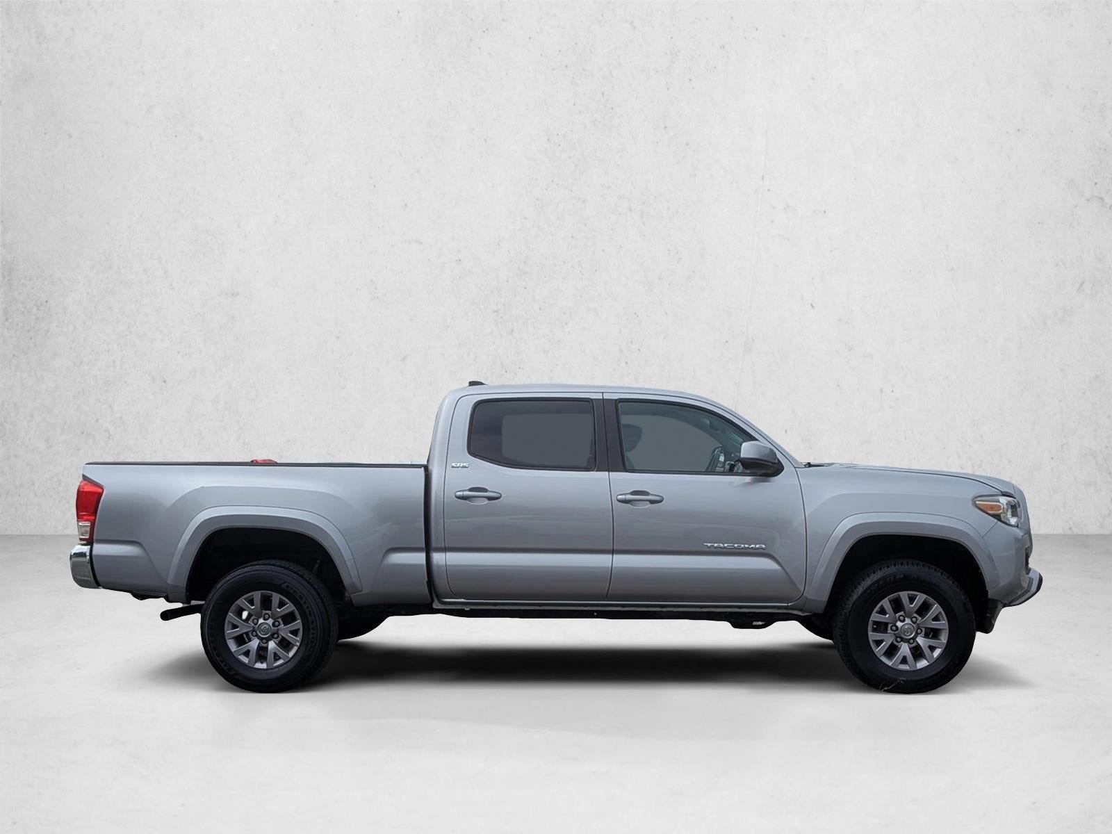 2017 Toyota Tacoma SR5 Double Cab 6' Bed V6 4x4 AT (Natl)