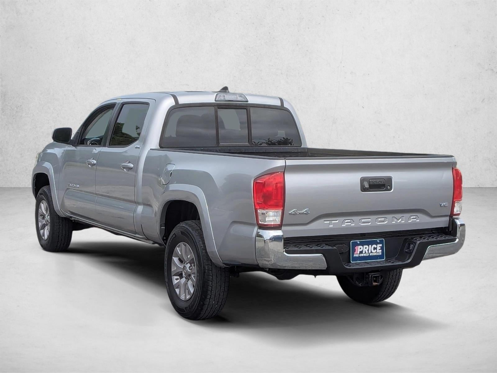 2017 Toyota Tacoma SR5 Double Cab 6' Bed V6 4x4 AT (Natl)